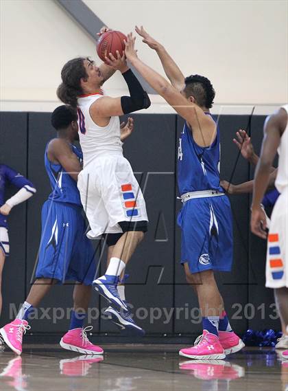 Thumbnail 1 in St. Joseph Notre Dame vs. Capital Christian (CIF NorCal Regional D5 Final) photogallery.