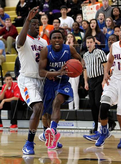 Thumbnail 1 in St. Joseph Notre Dame vs. Capital Christian (CIF NorCal Regional D5 Final) photogallery.