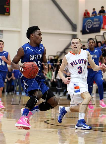 Thumbnail 3 in St. Joseph Notre Dame vs. Capital Christian (CIF NorCal Regional D5 Final) photogallery.