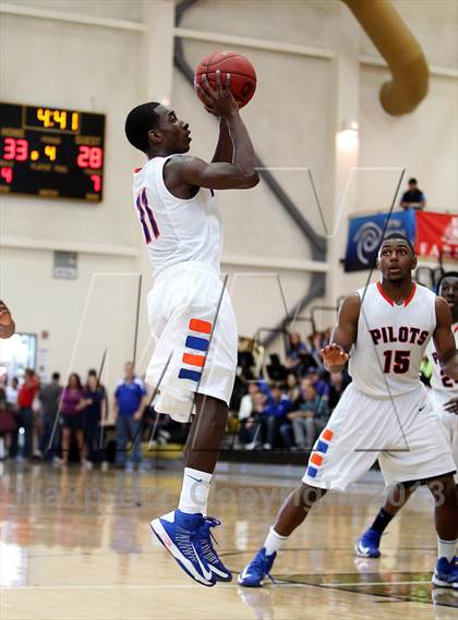 Thumbnail 1 in St. Joseph Notre Dame vs. Capital Christian (CIF NorCal Regional D5 Final) photogallery.