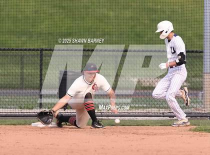 Thumbnail 3 in Indianapolis Cardinal Ritter vs. University IHSAA Class 2A S42 Sectionals Semifinals photogallery.