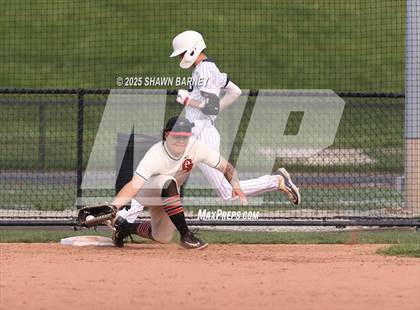 Thumbnail 1 in Indianapolis Cardinal Ritter vs. University IHSAA Class 2A S42 Sectionals Semifinals photogallery.