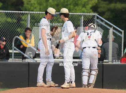 Thumbnail 2 in Indianapolis Cardinal Ritter vs. University IHSAA Class 2A S42 Sectionals Semifinals photogallery.