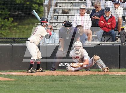 Thumbnail 1 in Indianapolis Cardinal Ritter vs. University IHSAA Class 2A S42 Sectionals Semifinals photogallery.