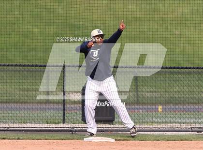 Thumbnail 1 in Indianapolis Cardinal Ritter vs. University IHSAA Class 2A S42 Sectionals Semifinals photogallery.