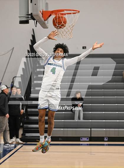 Thumbnail 1 in Marin Catholic vs. Branson (CIF NCS MCAL Semi Final) photogallery.