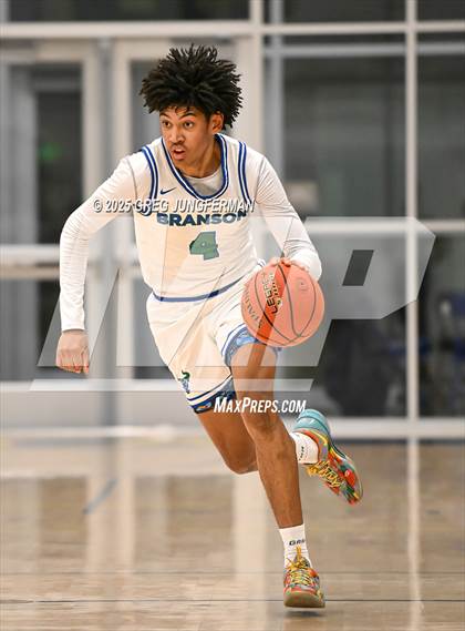 Thumbnail 1 in Marin Catholic vs. Branson (CIF NCS MCAL Semi Final) photogallery.