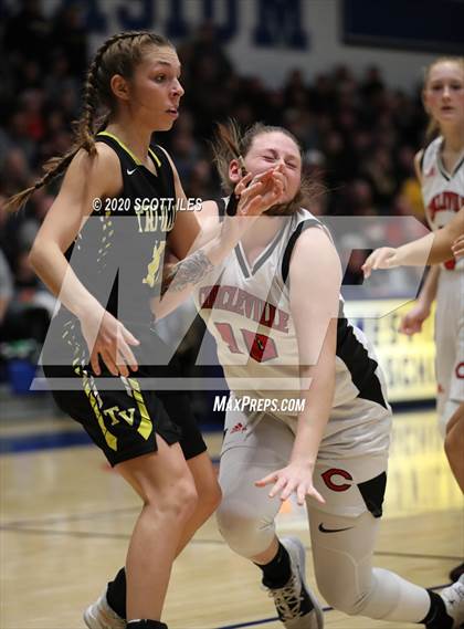Thumbnail 2 in Tri-Valley vs Circleville (OHSAA D2 Regional Final) photogallery.