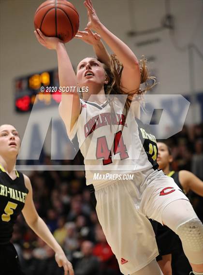 Thumbnail 3 in Tri-Valley vs Circleville (OHSAA D2 Regional Final) photogallery.