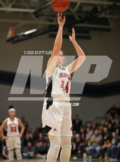 Thumbnail 1 in Tri-Valley vs Circleville (OHSAA D2 Regional Final) photogallery.