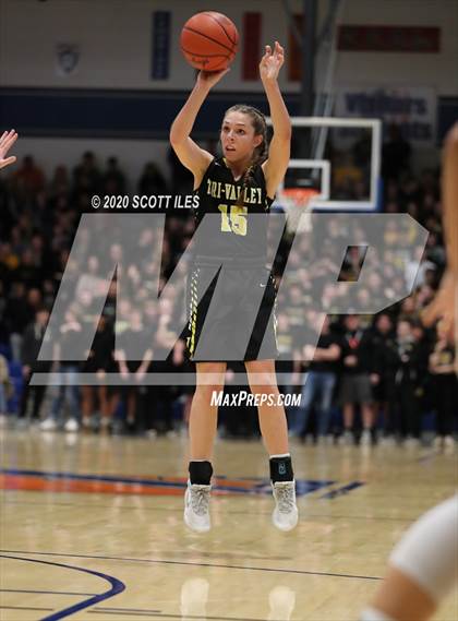 Thumbnail 3 in Tri-Valley vs Circleville (OHSAA D2 Regional Final) photogallery.