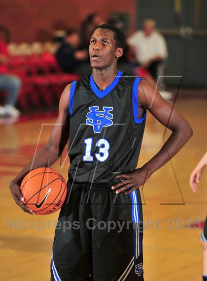 Thumbnail 2 in Saddleback Valley Christian vs. Santa Margarita (Nike Extravaganza) photogallery.