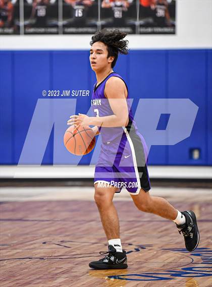 Thumbnail 2 in Brazos Christian vs Big Sandy (Cotton Christmas Classic) photogallery.