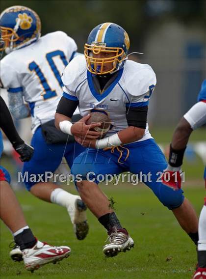 Thumbnail 3 in Del Campo @ Christian Brothers photogallery.