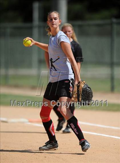 Thumbnail 2 in East Surry vs Princeton (NCHSAA 1A Semifinal) photogallery.