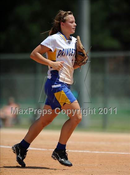 Thumbnail 3 in East Surry vs Princeton (NCHSAA 1A Semifinal) photogallery.