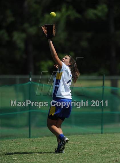 Thumbnail 1 in East Surry vs Princeton (NCHSAA 1A Semifinal) photogallery.