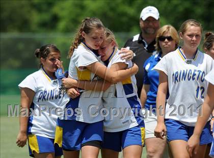 Thumbnail 3 in East Surry vs Princeton (NCHSAA 1A Semifinal) photogallery.