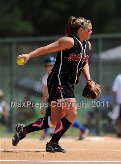 Thumbnail 3 in East Surry vs Princeton (NCHSAA 1A Semifinal) photogallery.