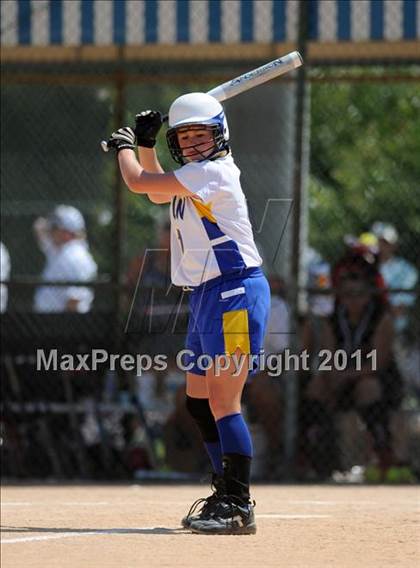 Thumbnail 1 in East Surry vs Princeton (NCHSAA 1A Semifinal) photogallery.
