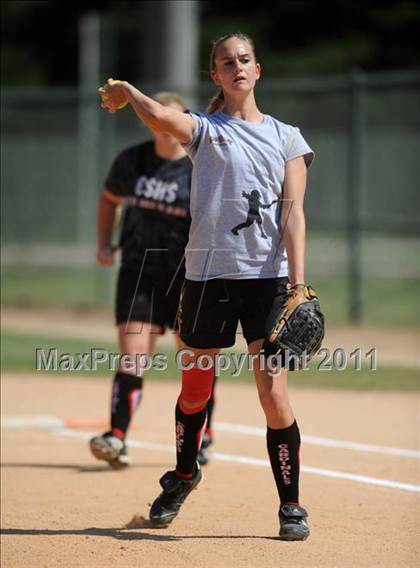 Thumbnail 3 in East Surry vs Princeton (NCHSAA 1A Semifinal) photogallery.