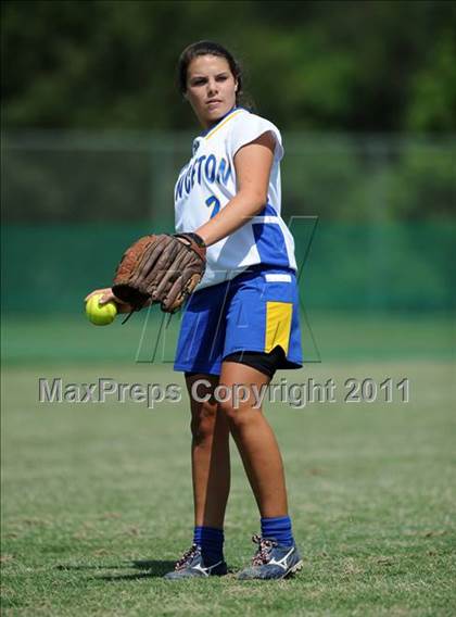 Thumbnail 2 in East Surry vs Princeton (NCHSAA 1A Semifinal) photogallery.