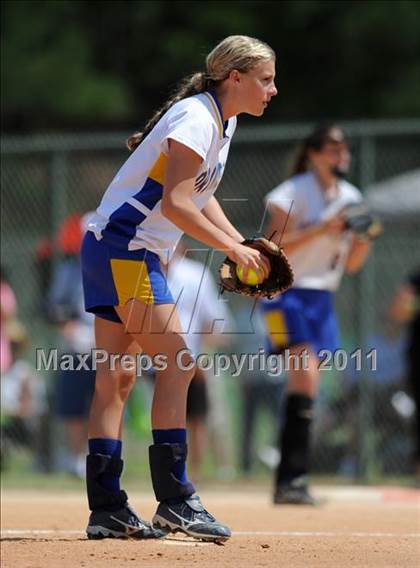 Thumbnail 1 in East Surry vs Princeton (NCHSAA 1A Semifinal) photogallery.
