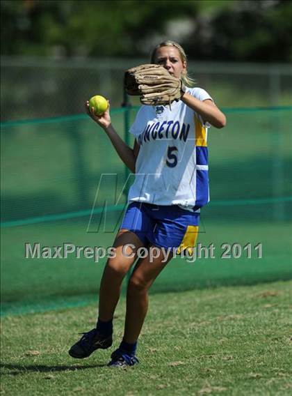 Thumbnail 2 in East Surry vs Princeton (NCHSAA 1A Semifinal) photogallery.