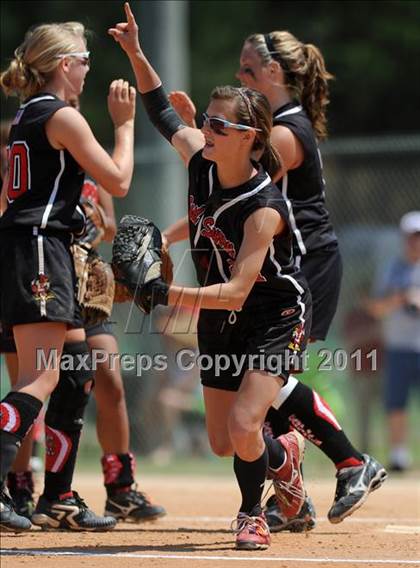 Thumbnail 2 in East Surry vs Princeton (NCHSAA 1A Semifinal) photogallery.