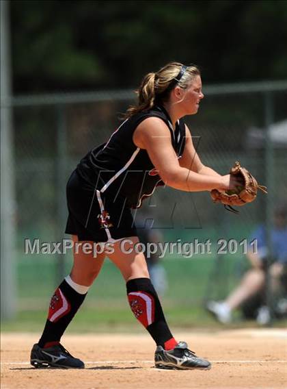 Thumbnail 2 in East Surry vs Princeton (NCHSAA 1A Semifinal) photogallery.