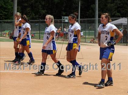 Thumbnail 2 in East Surry vs Princeton (NCHSAA 1A Semifinal) photogallery.