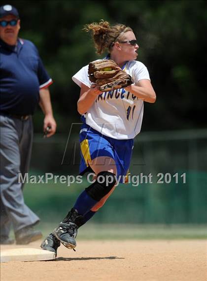 Thumbnail 2 in East Surry vs Princeton (NCHSAA 1A Semifinal) photogallery.