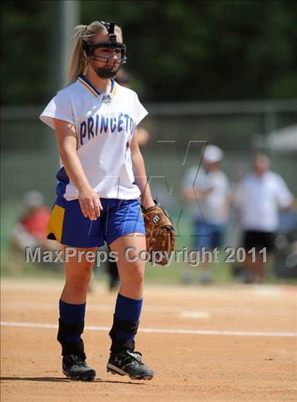 Thumbnail 1 in East Surry vs Princeton (NCHSAA 1A Semifinal) photogallery.