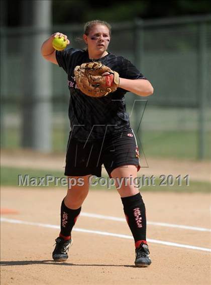 Thumbnail 2 in East Surry vs Princeton (NCHSAA 1A Semifinal) photogallery.