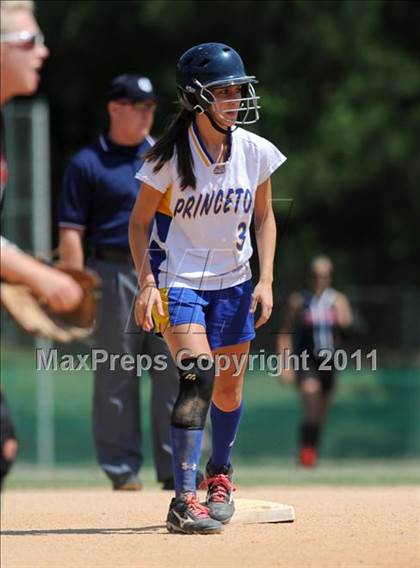 Thumbnail 2 in East Surry vs Princeton (NCHSAA 1A Semifinal) photogallery.
