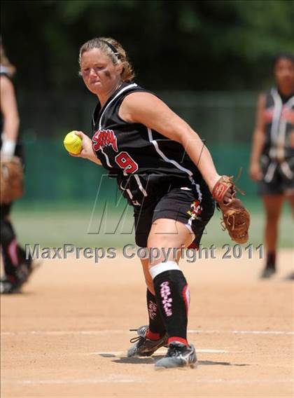 Thumbnail 3 in East Surry vs Princeton (NCHSAA 1A Semifinal) photogallery.