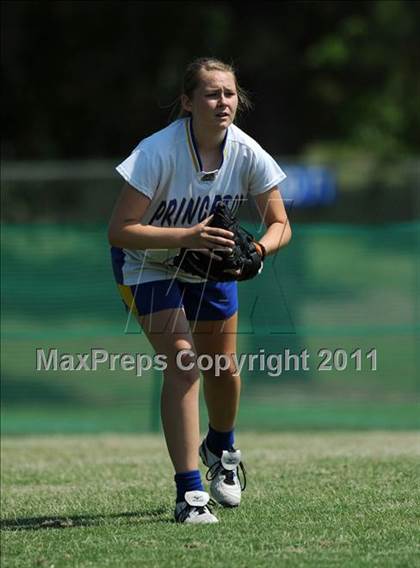 Thumbnail 1 in East Surry vs Princeton (NCHSAA 1A Semifinal) photogallery.