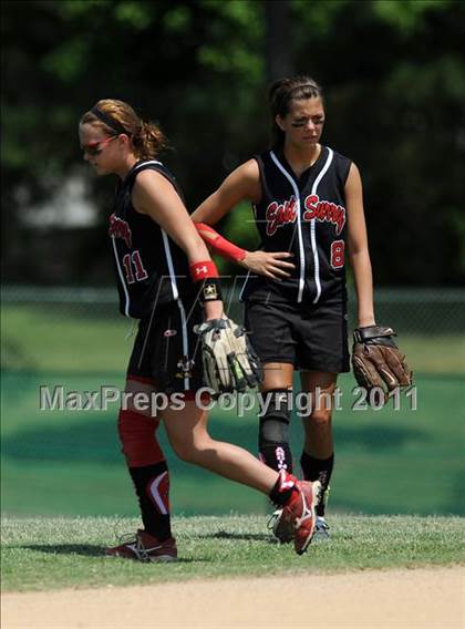 Thumbnail 3 in East Surry vs Princeton (NCHSAA 1A Semifinal) photogallery.