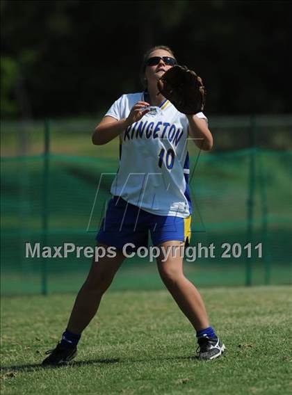 Thumbnail 2 in East Surry vs Princeton (NCHSAA 1A Semifinal) photogallery.
