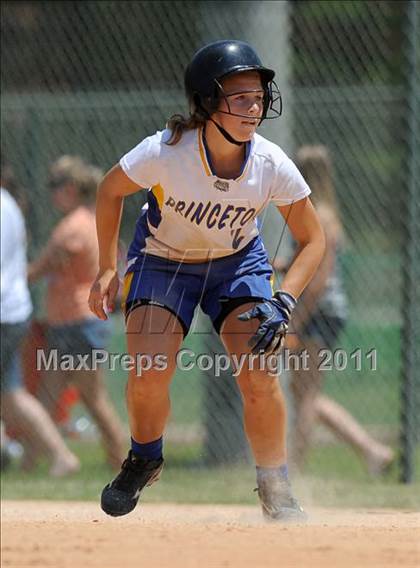 Thumbnail 1 in East Surry vs Princeton (NCHSAA 1A Semifinal) photogallery.