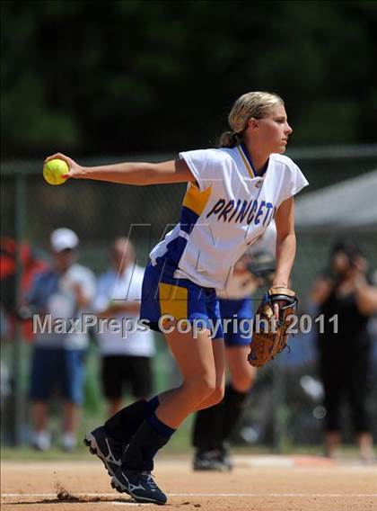 Thumbnail 2 in East Surry vs Princeton (NCHSAA 1A Semifinal) photogallery.