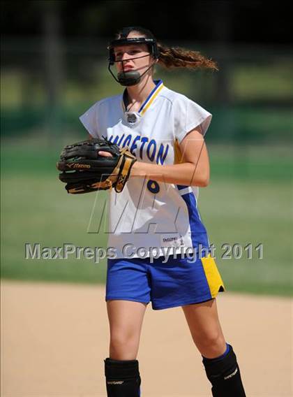 Thumbnail 3 in East Surry vs Princeton (NCHSAA 1A Semifinal) photogallery.