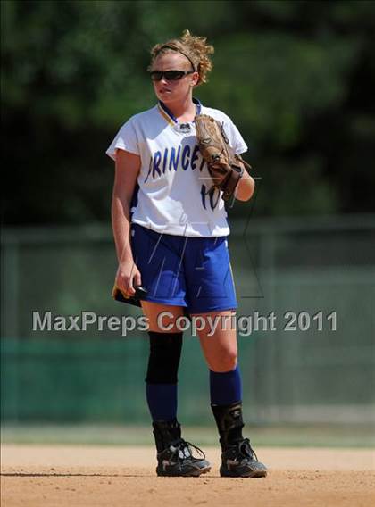 Thumbnail 3 in East Surry vs Princeton (NCHSAA 1A Semifinal) photogallery.