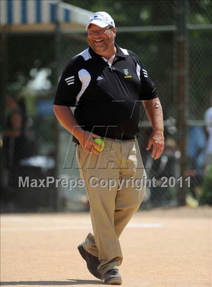 Thumbnail 3 in East Surry vs Princeton (NCHSAA 1A Semifinal) photogallery.
