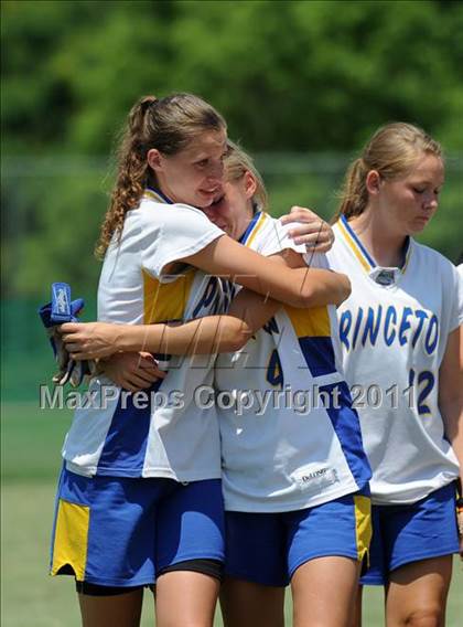 Thumbnail 2 in East Surry vs Princeton (NCHSAA 1A Semifinal) photogallery.