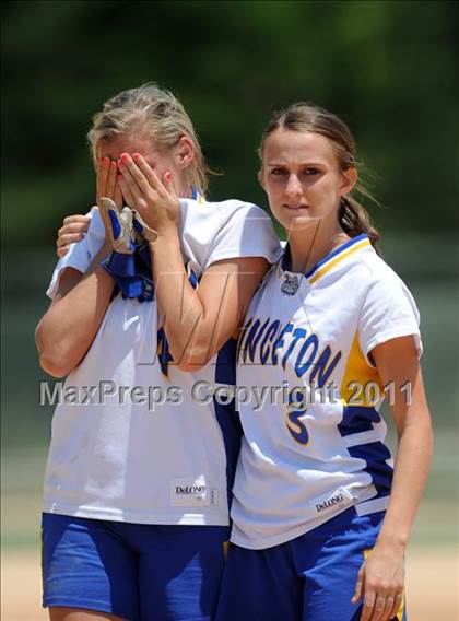 Thumbnail 1 in East Surry vs Princeton (NCHSAA 1A Semifinal) photogallery.