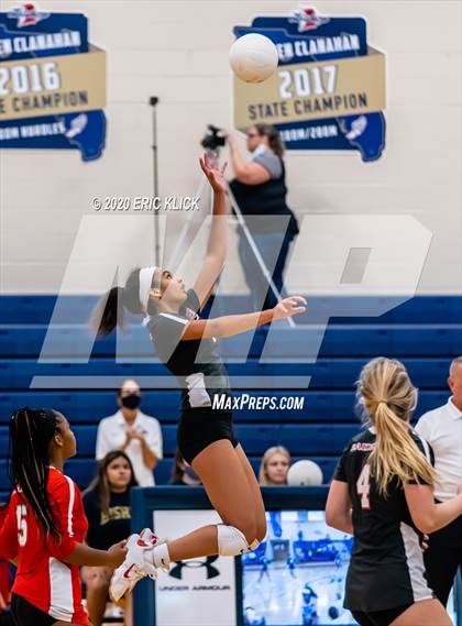 Thumbnail 3 in Santa Fe @ Bishop McLaughlin Catholic photogallery.