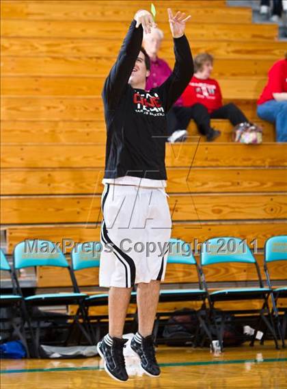 Thumbnail 1 in Marcus vs La Marque (McDonald's Texas Invitational) photogallery.