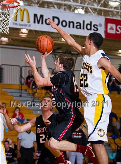 Thumbnail 1 in Marcus vs La Marque (McDonald's Texas Invitational) photogallery.