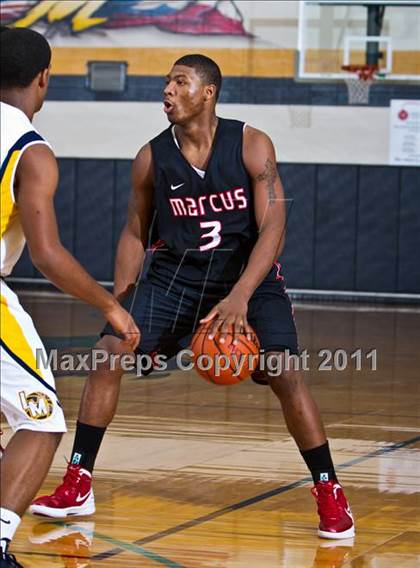 Thumbnail 1 in Marcus vs La Marque (McDonald's Texas Invitational) photogallery.